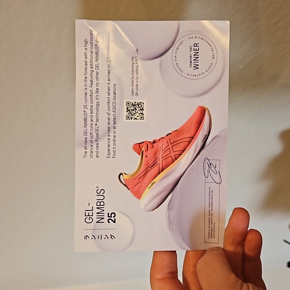 Novablast Asics Running Shoes NWOT - Picture 2 of 15